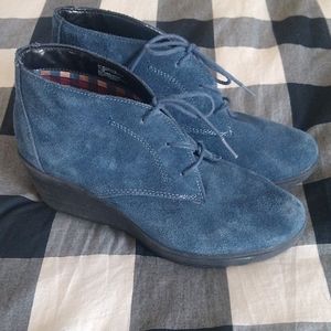 White Mountain wedge bootie